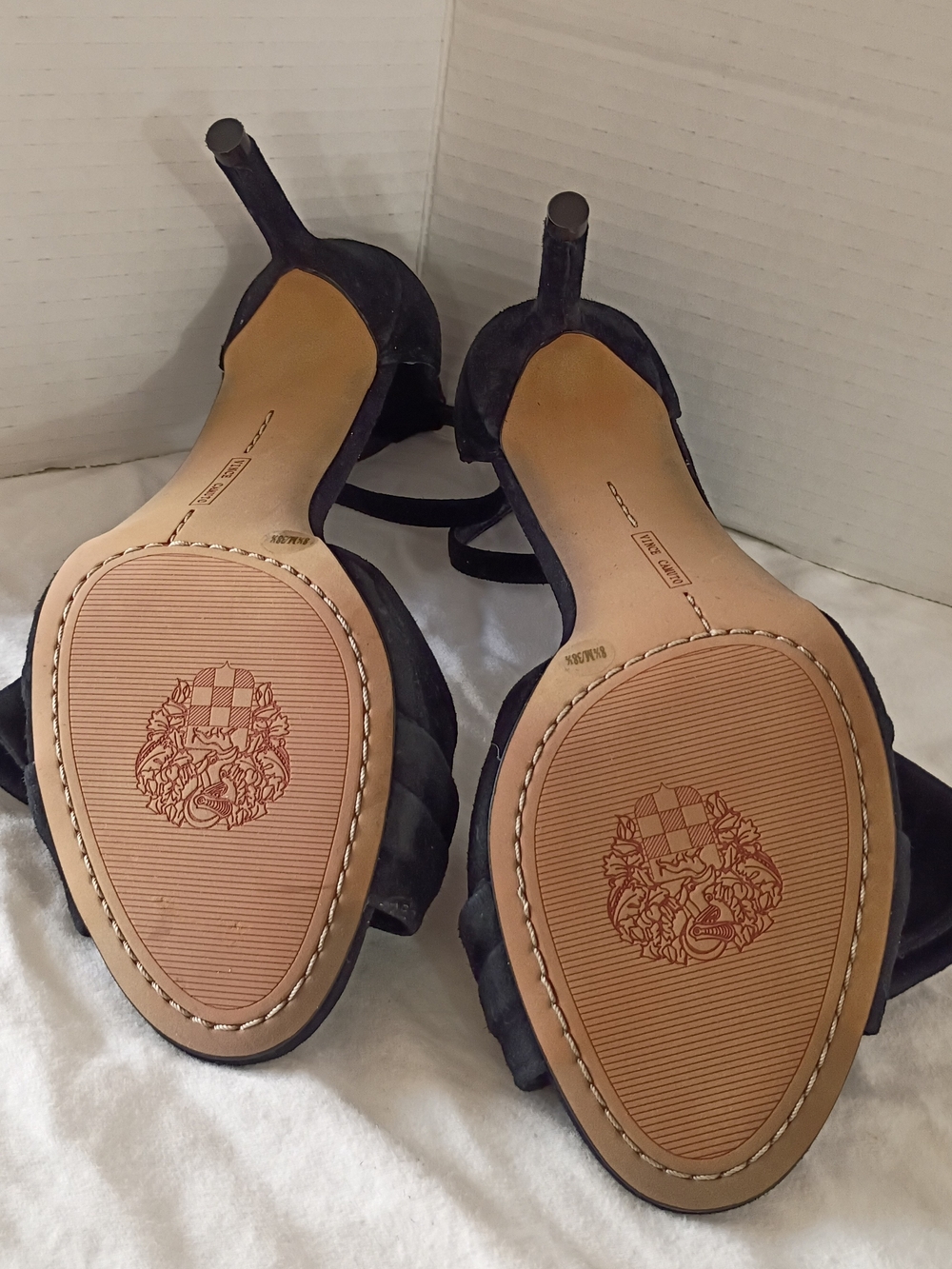 Vince Camuto Black Bow Ankle-Strap Heels - Open Toe Dress Sandals Size 8.5 - Picture 7 of 9